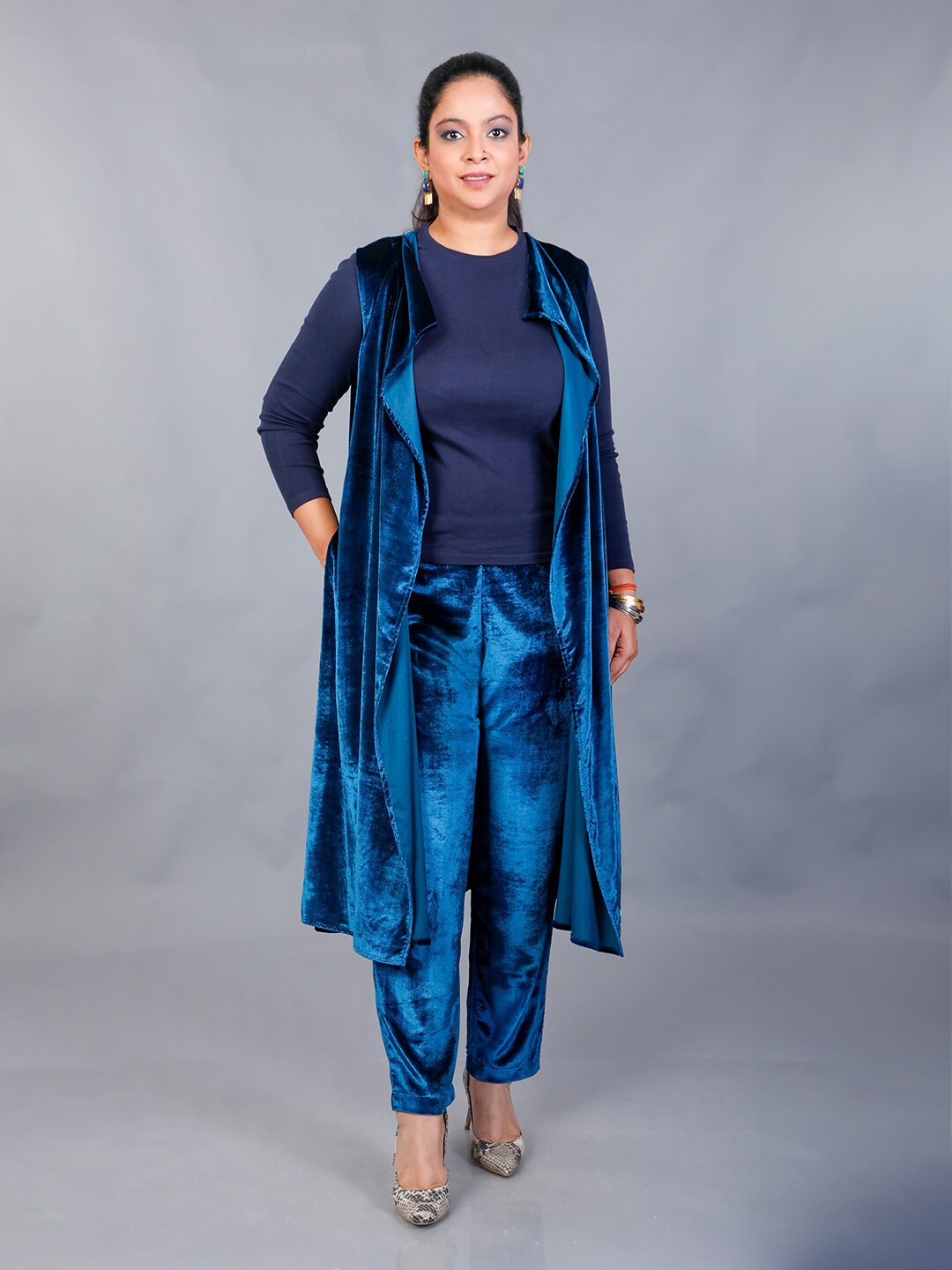 

FABNEST Open Front Longline Shrug, Blue