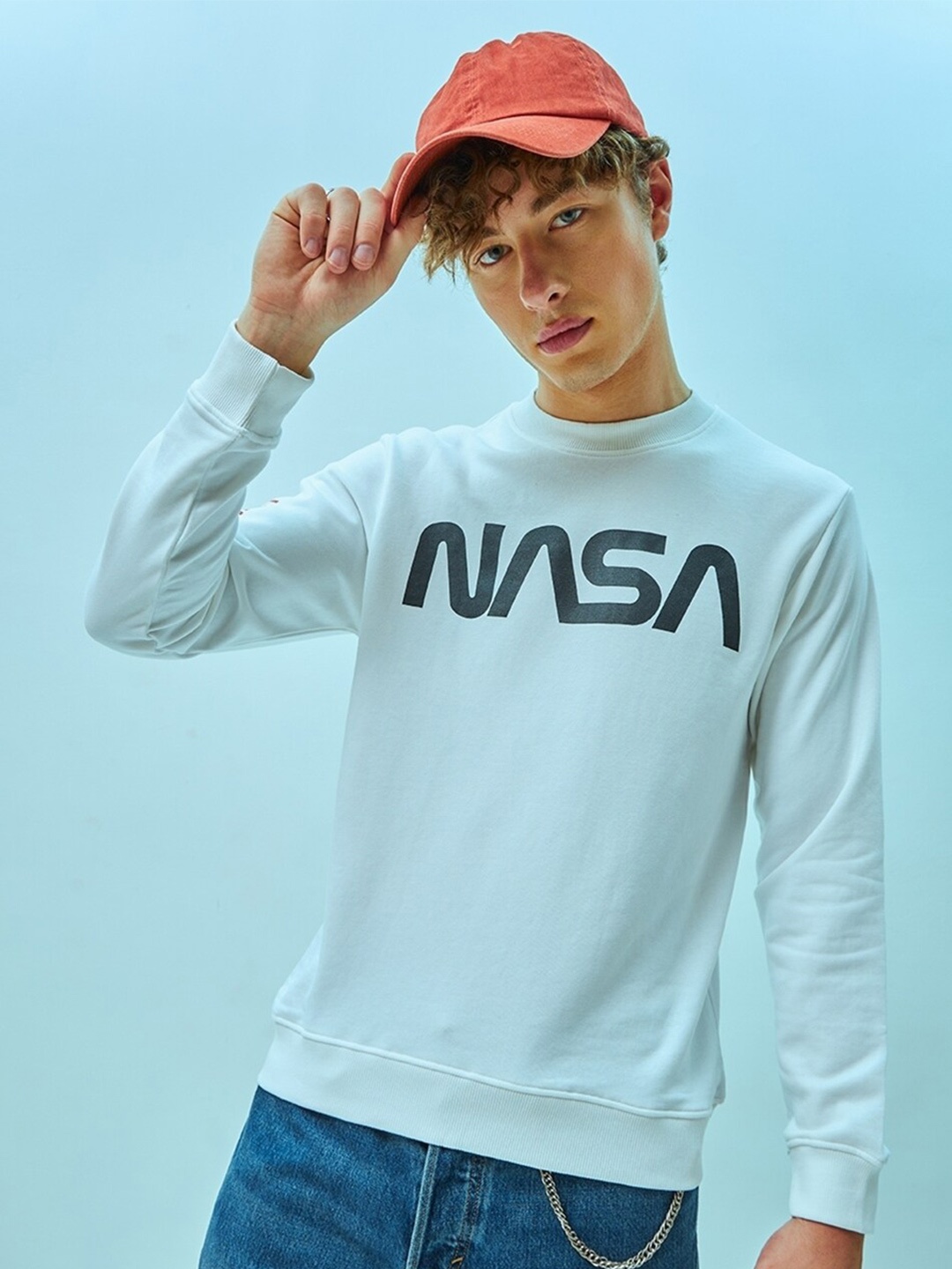 

Bewakoof Heavy Duty 1.0 Men Nasa Badge Graphic Printed Sweatshirt, White