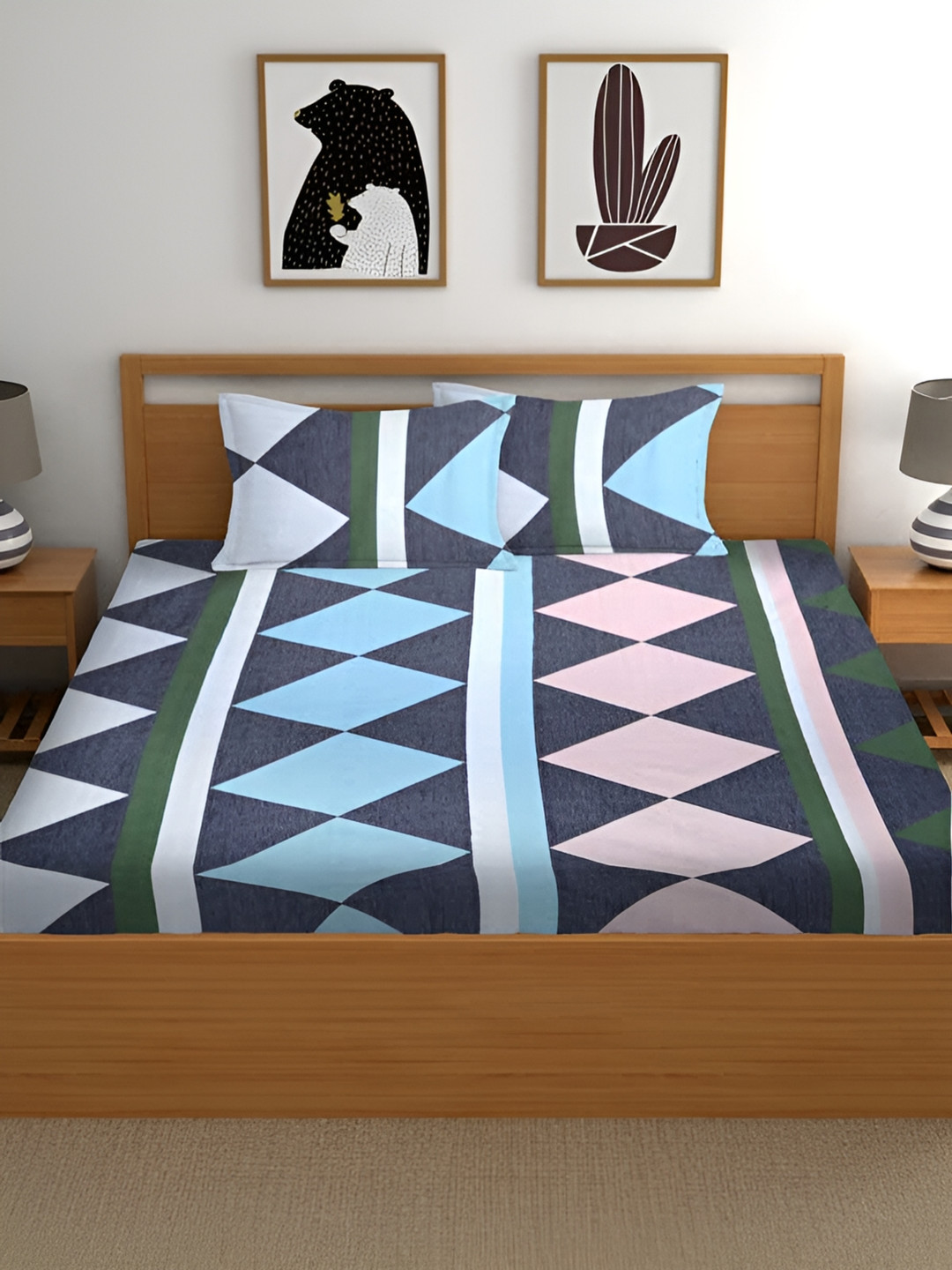 

HOMECRUST Blue & Black Geometric 210 TC Queen Bedsheet with 2 Pillow Covers 300 GSM