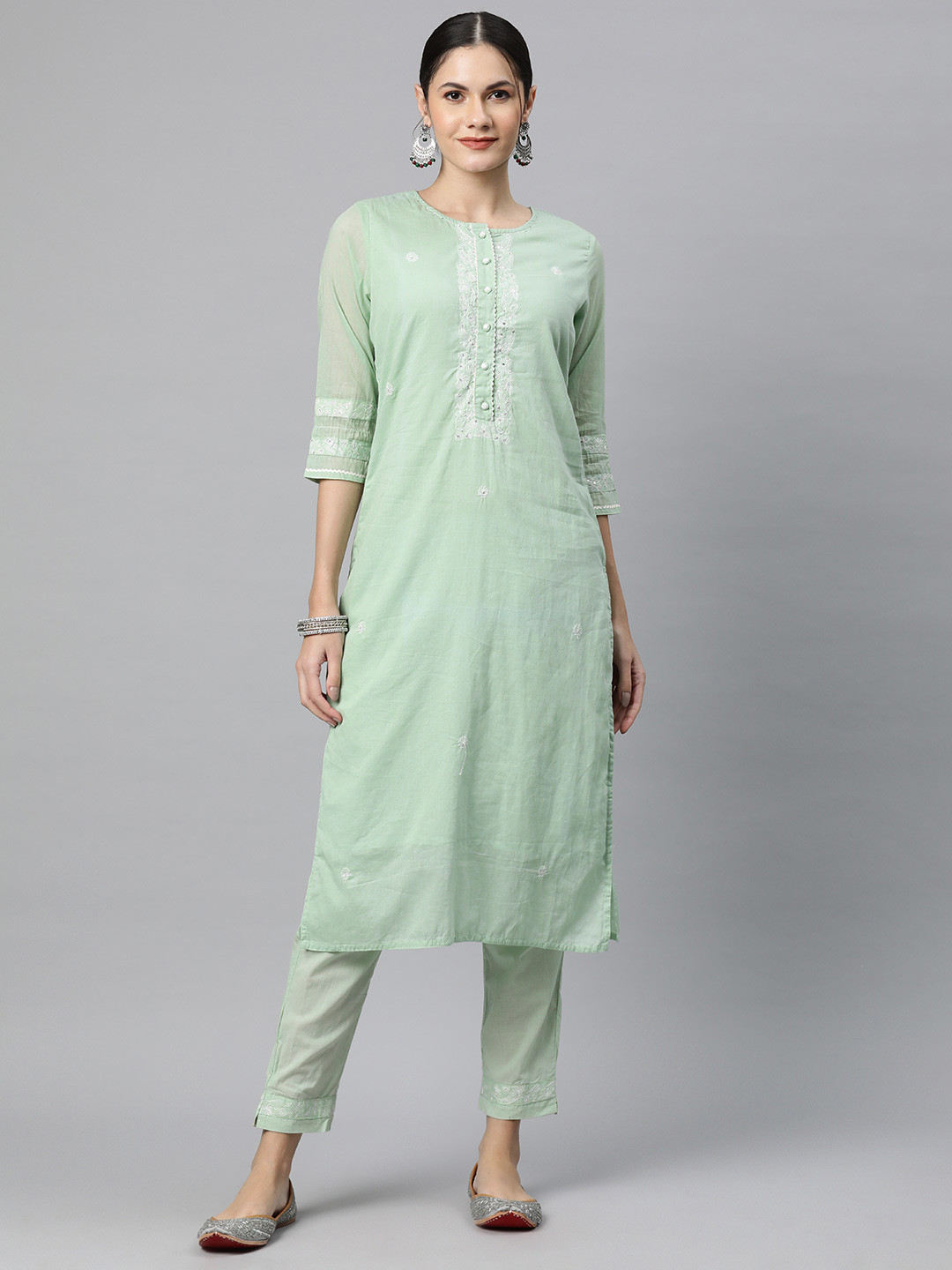 

Readiprint Fashions Floral Embroidered Thread Work Pure Cotton Kurta with Trousers, Sea green