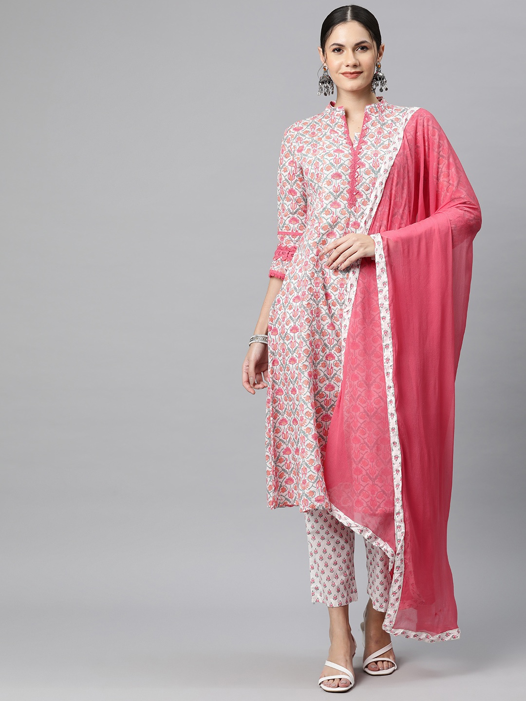 

Readiprint Fashions Floral Printed Pleated Sequinned Pure Cotton Kurta Set, Pink