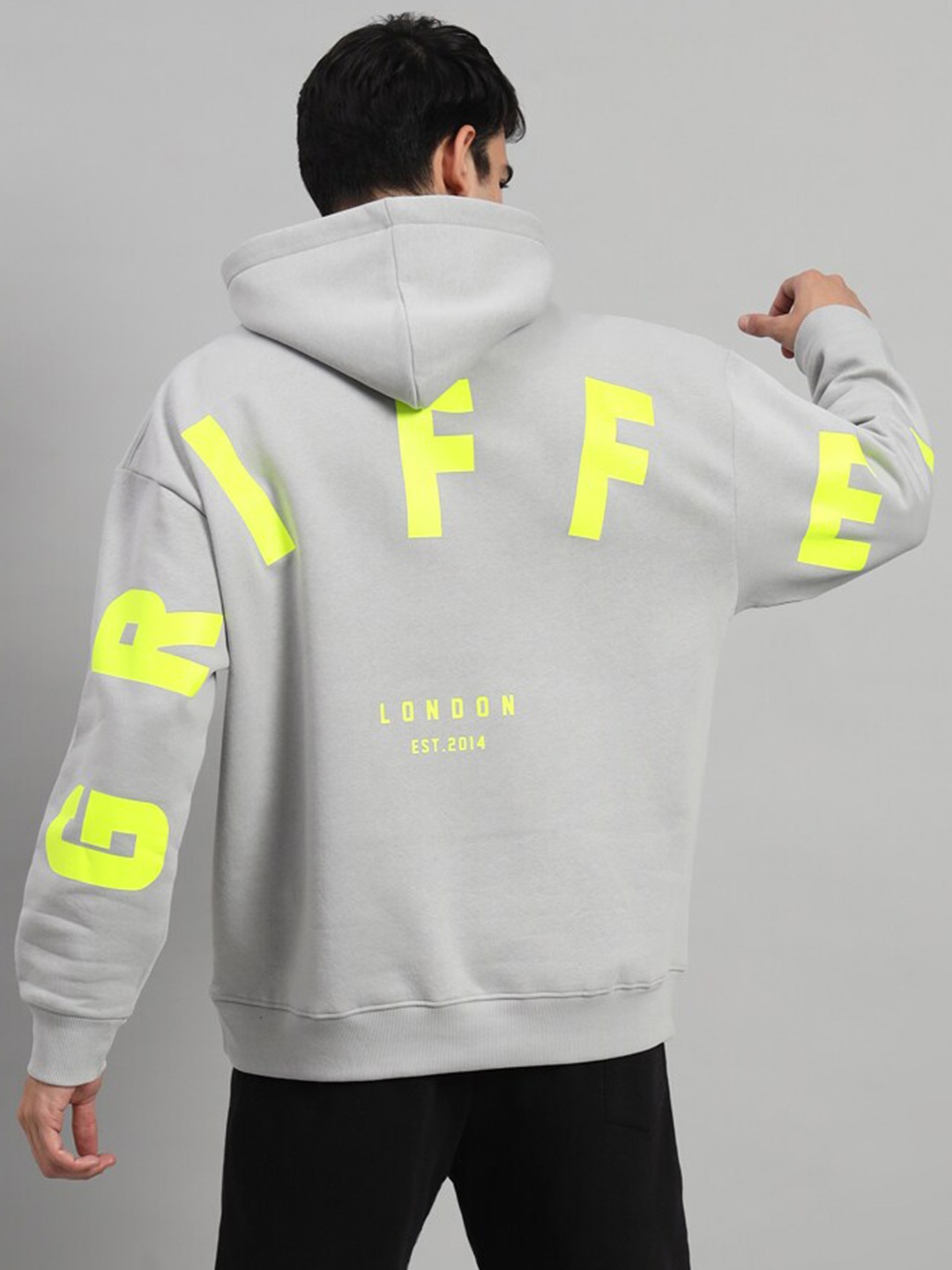 

GRIFFEL Men Grey Melange Printed Hooded Sweatshirt