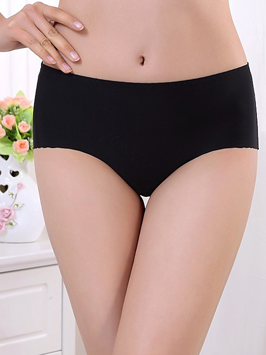 

LULU & SKY Mid-Rise Hipster Briefs, Black