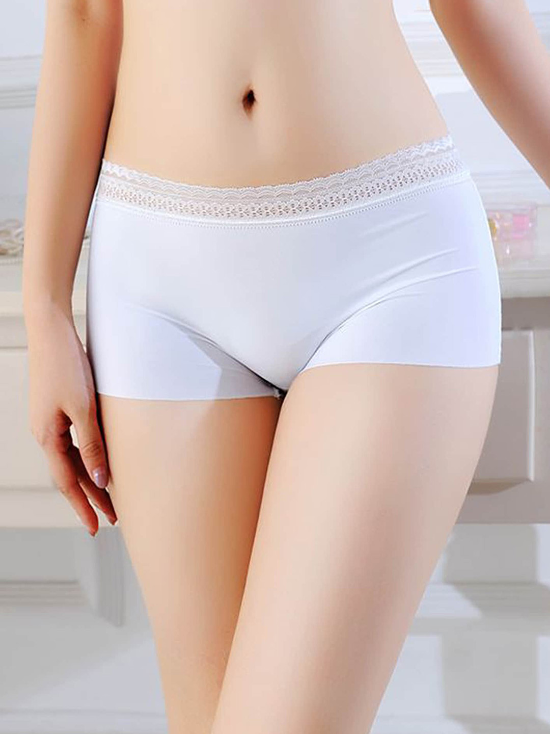 

LULU & SKY Mid-Rise Boy Shorts, White