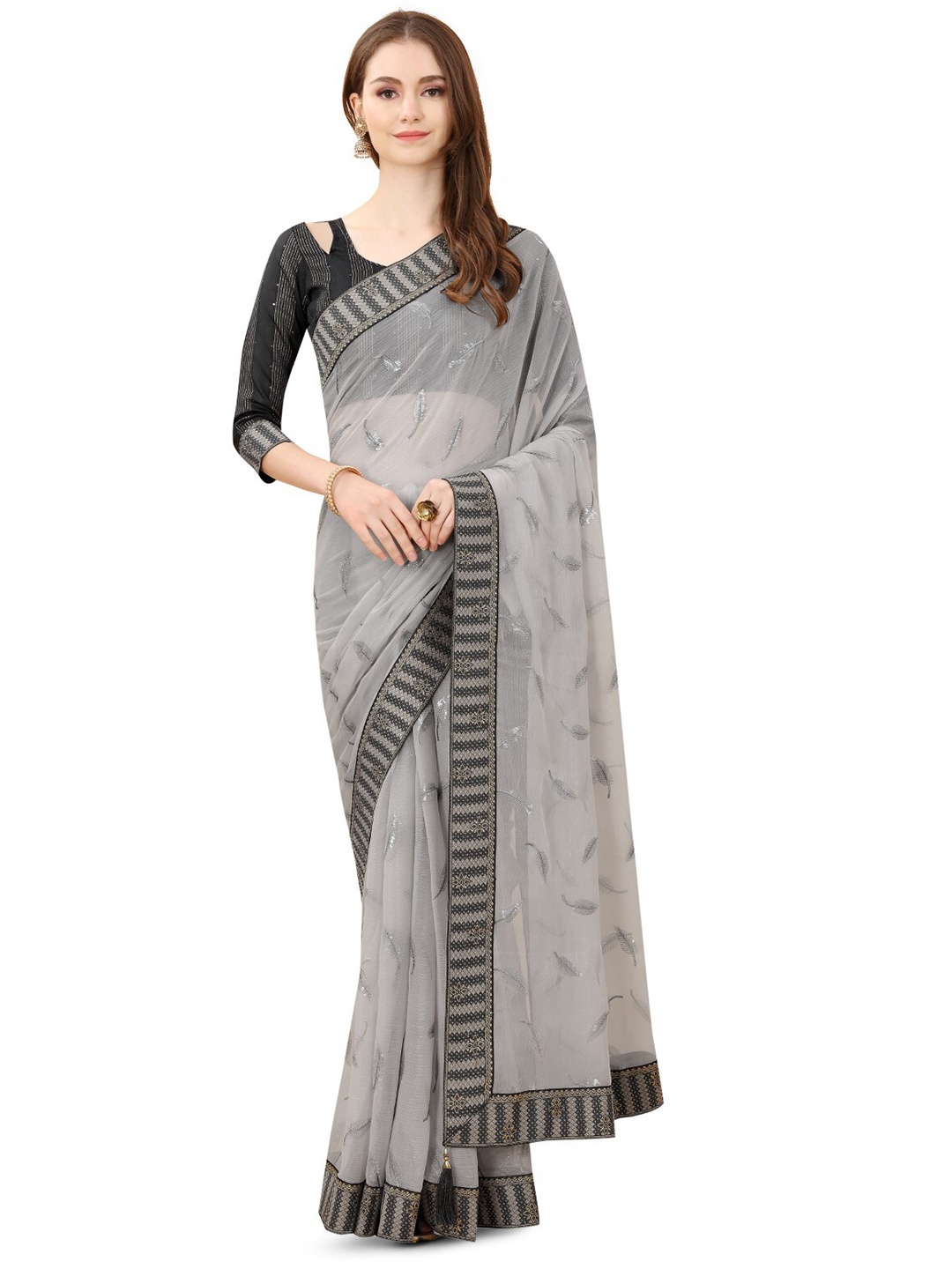 

ZEEPKART Floral Printed Woven Design Saree, Grey