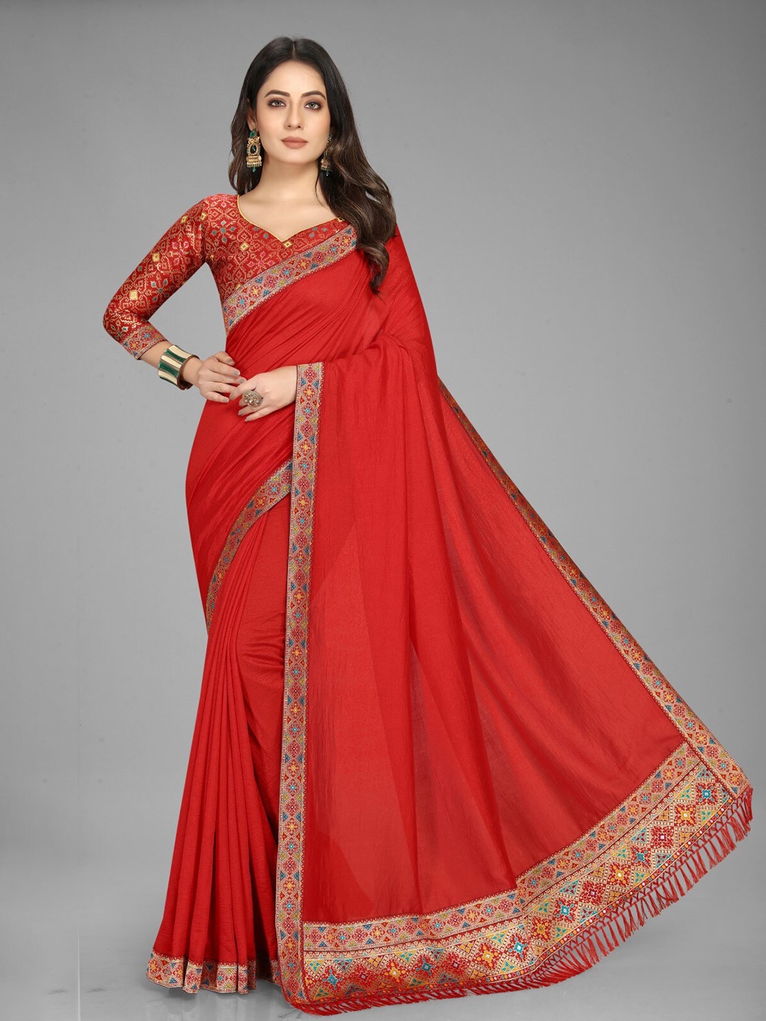 

ZEEPKART Woven Design Zari Saree, Red