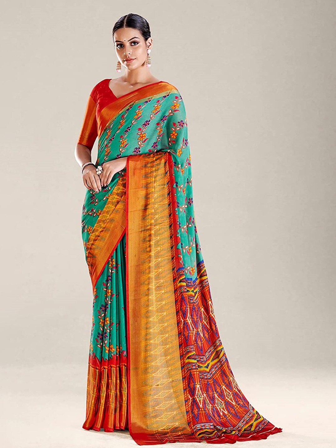 

ZEEPKART Woven Design Floral Saree, Green