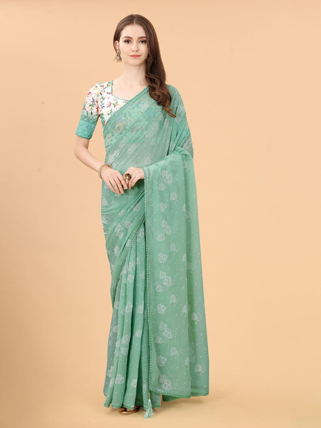 

ZEEPKART Floral Printed Embellished Saree, Green