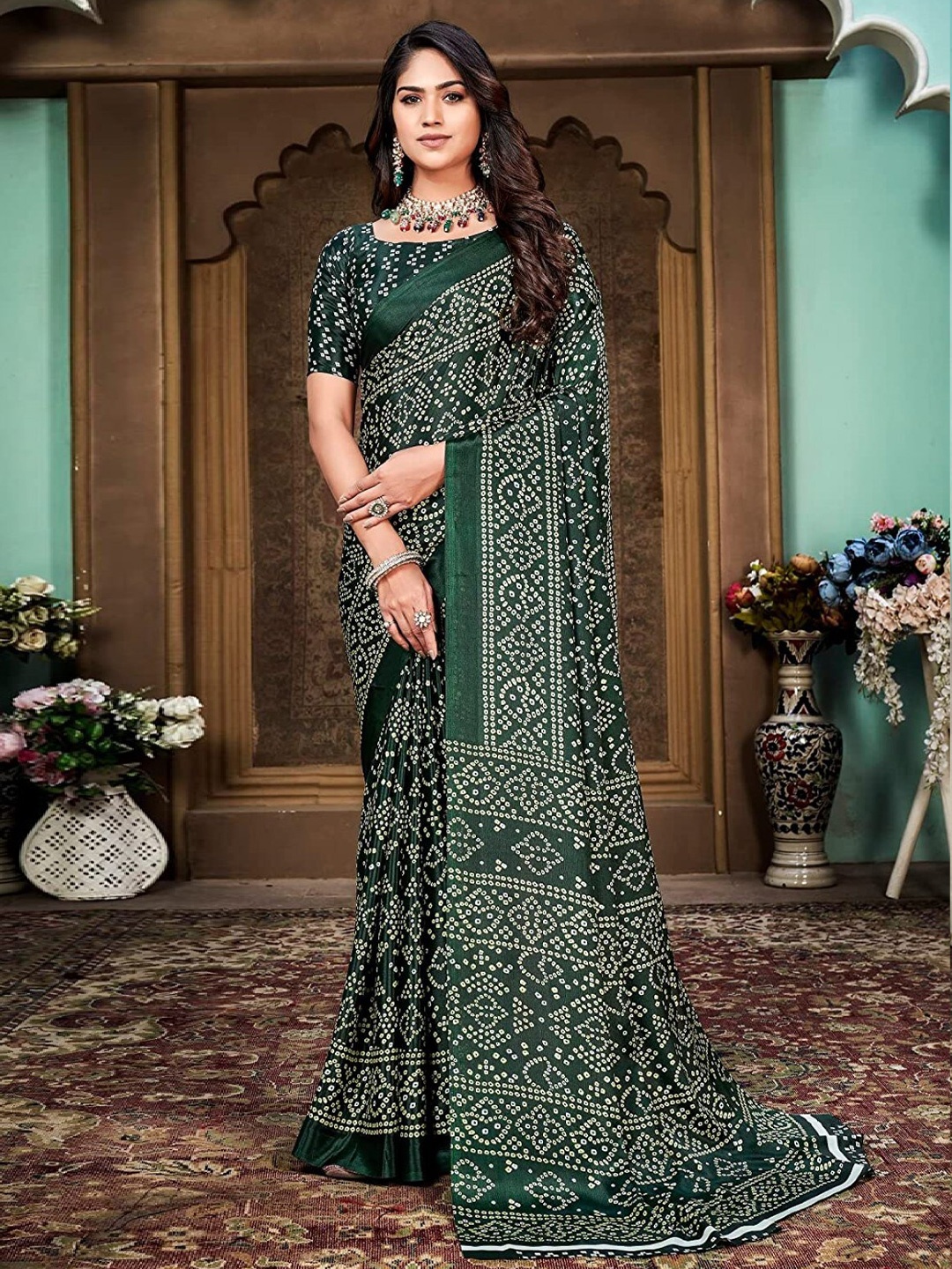 

ZEEPKART Woven Design Saree, Green