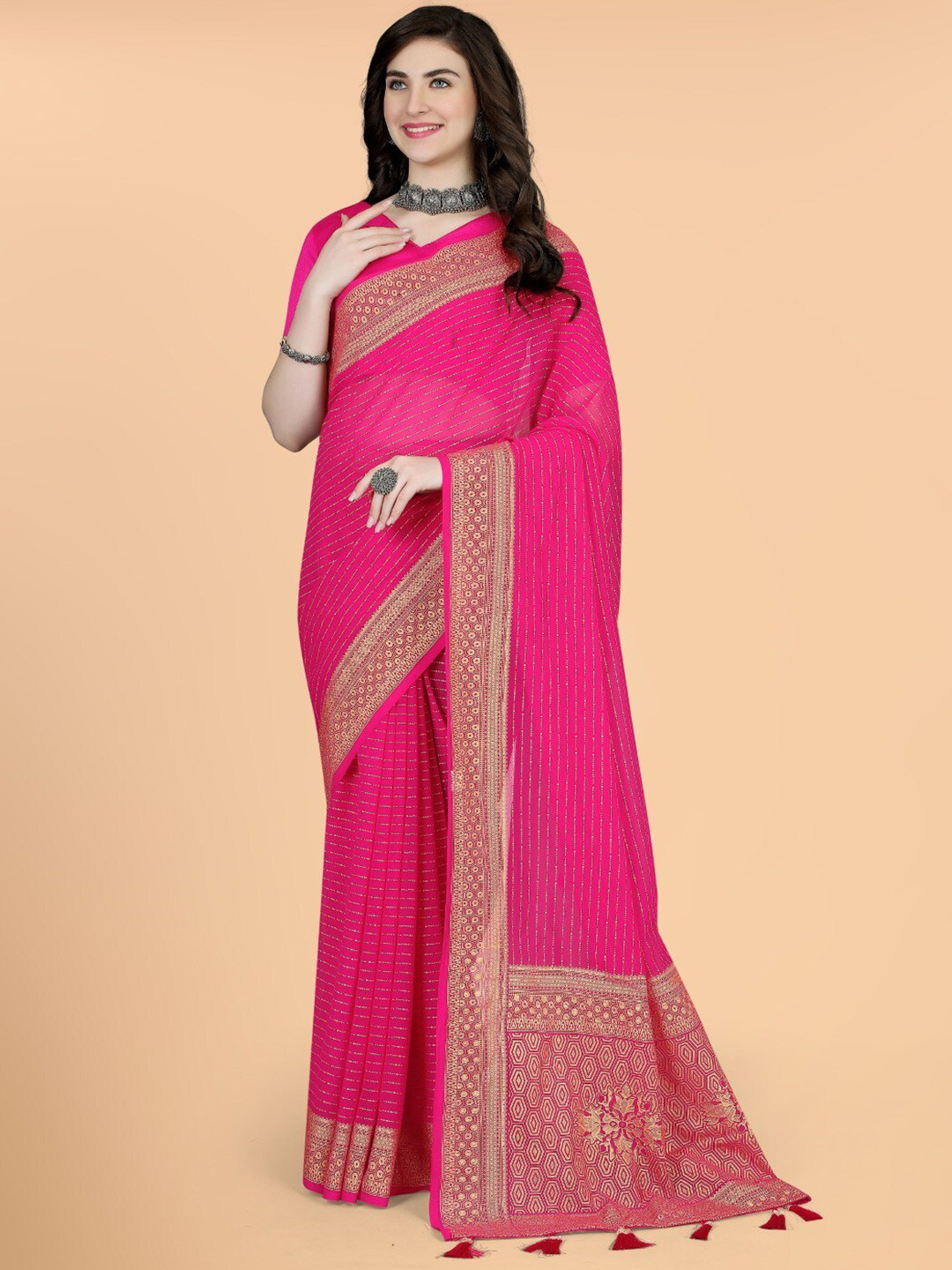 

ZEEPKART Striped Printed Saree, Pink