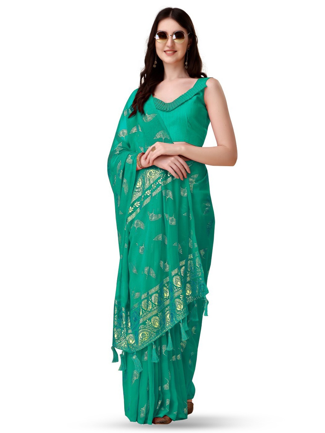 

ZEEPKART Ethnic Motifs Printed Saree, Green