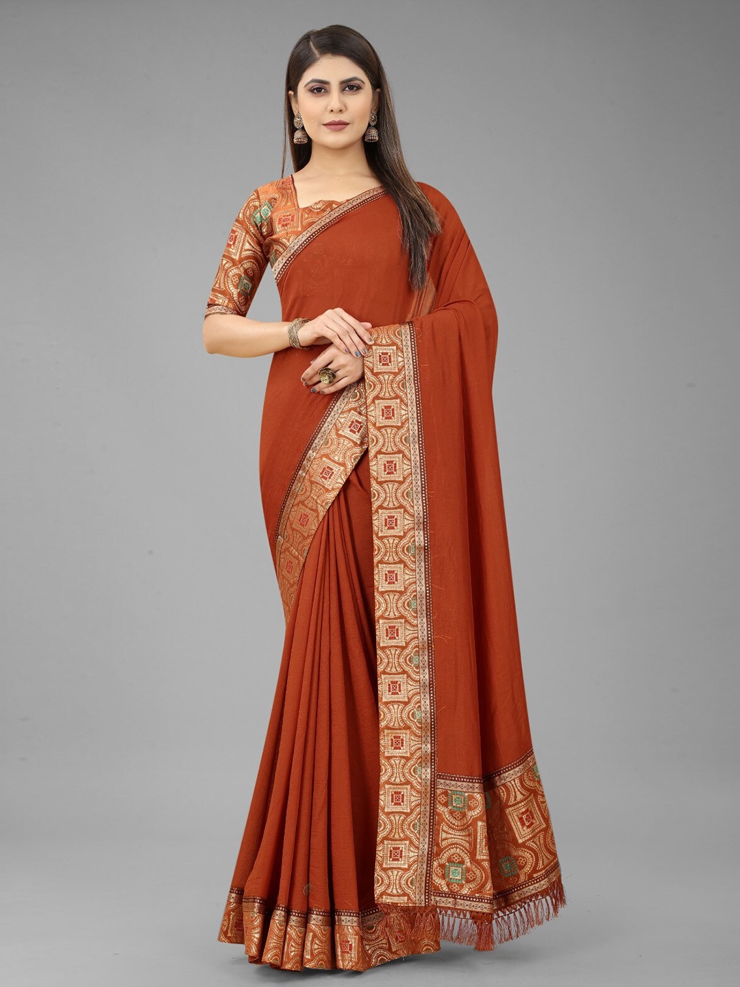 

ZEEPKART Ethnic Motifs Woven Design Zari Saree, Red