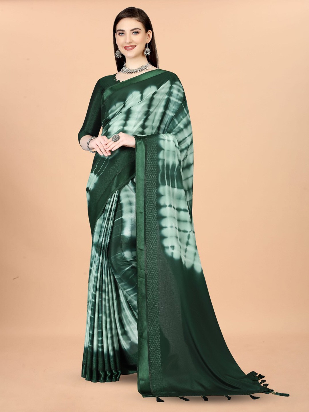 

ZEEPKART Tie and Dye Saree, Green