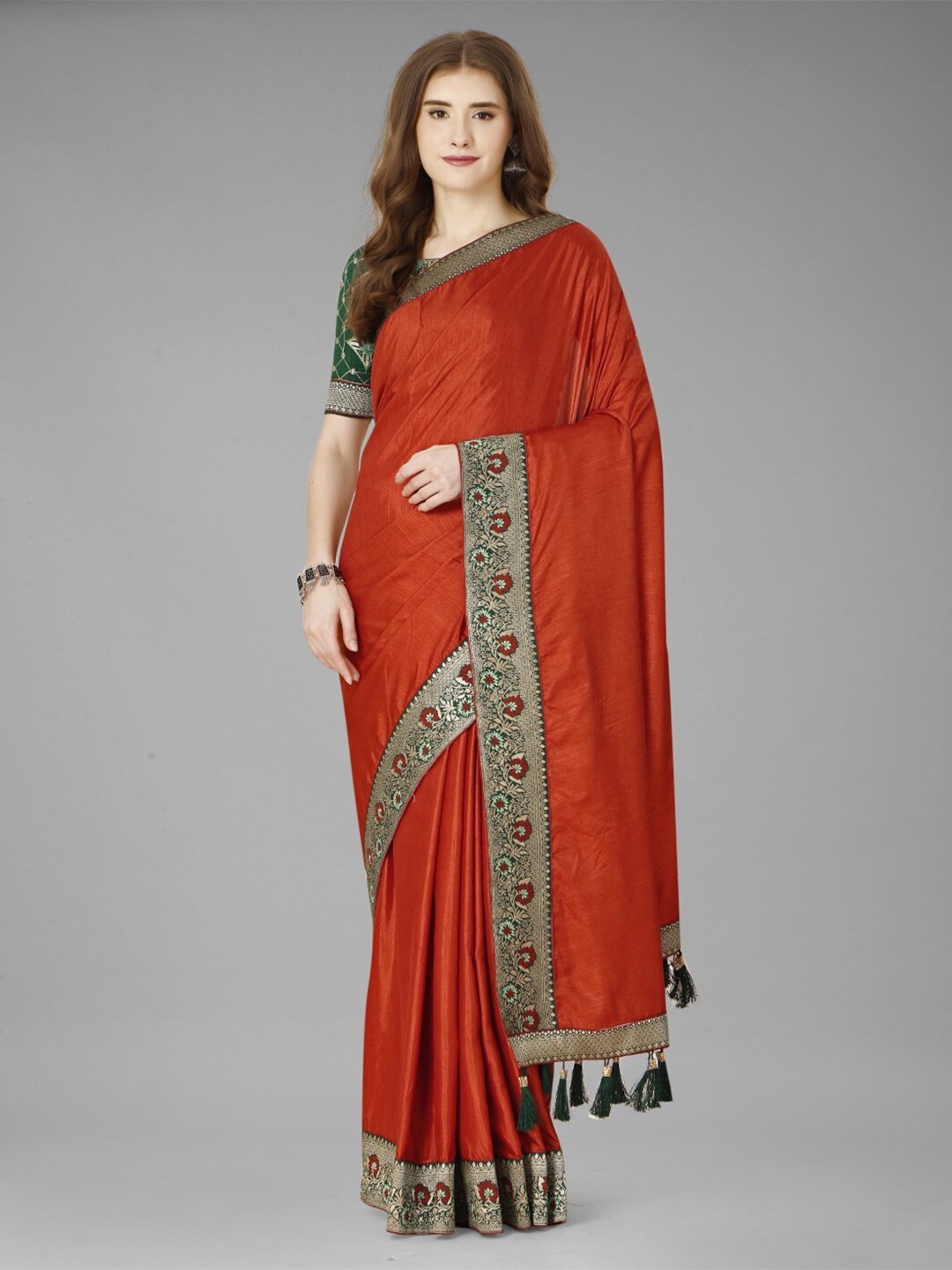 

ZEEPKART Woven Design Zari Saree, Red