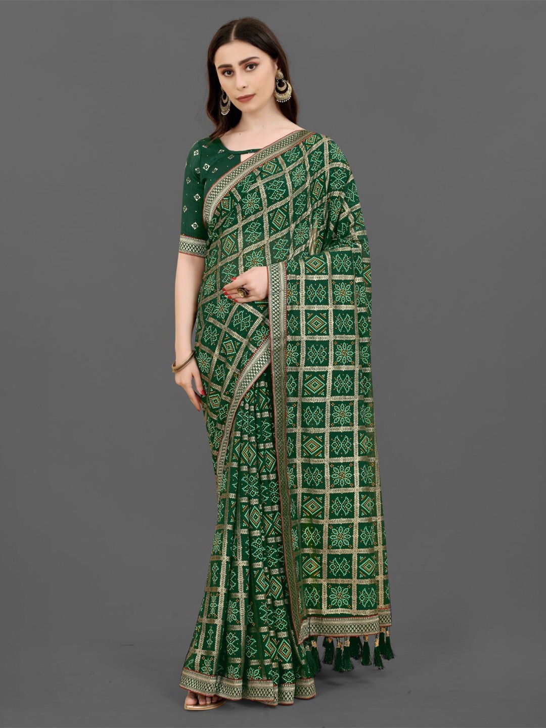 

ZEEPKART Woven Design Checked Saree, Green