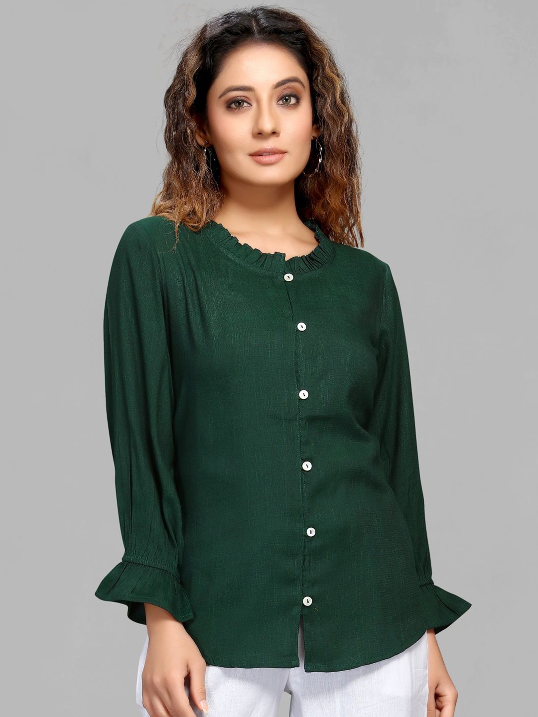

MAIYEE Round Neck Puff Sleeve Shirt Style Top, Green