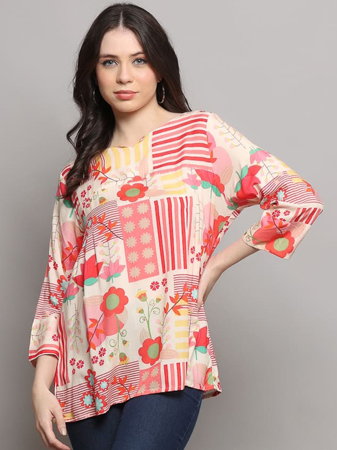 

MAIYEE Floral Printed Round Neck Top, Cream