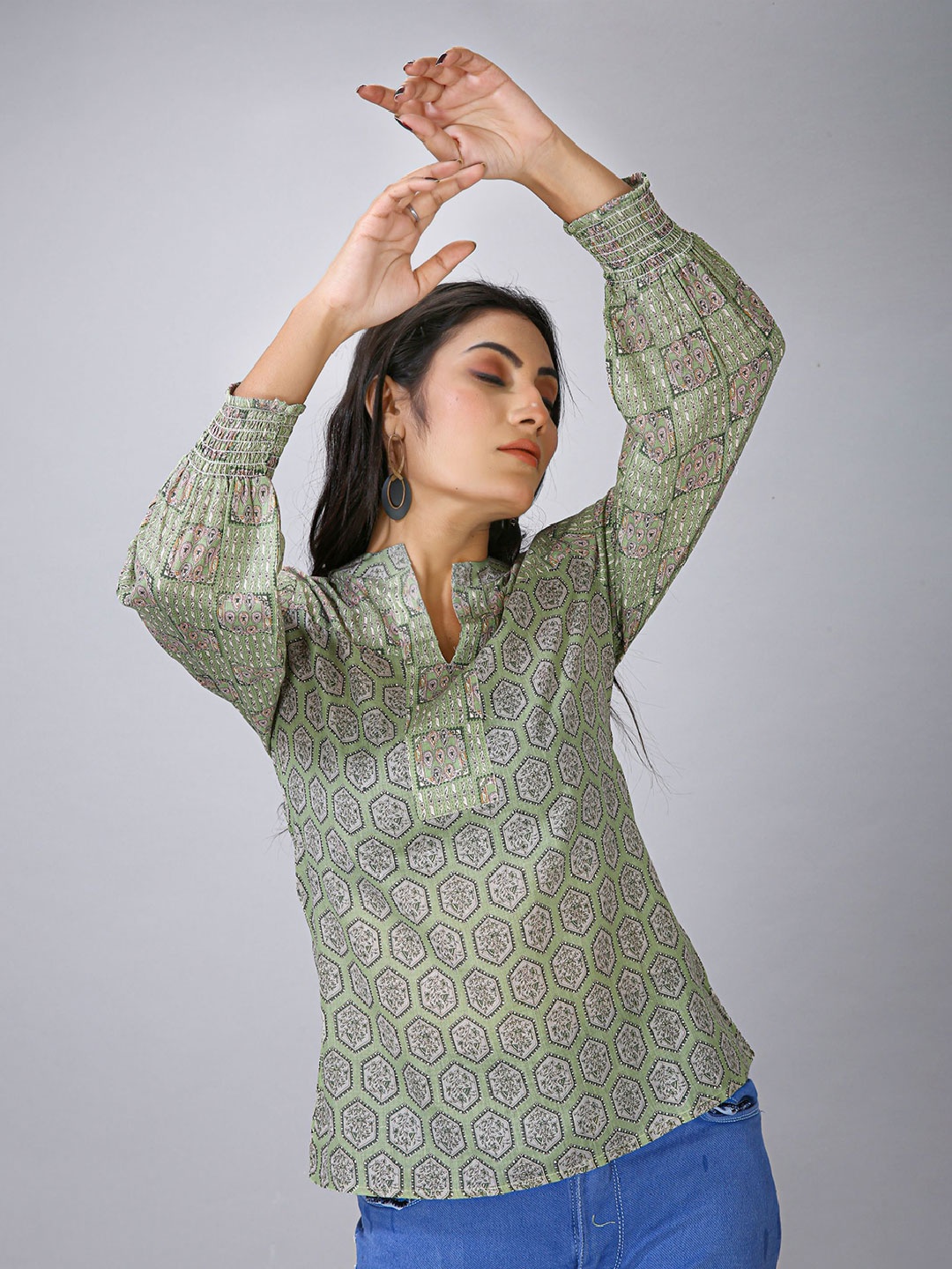 

MAIYEE Ethnic Motifs Printed Mandarin Collar Cuffed Sleeves Cotton Top, Green