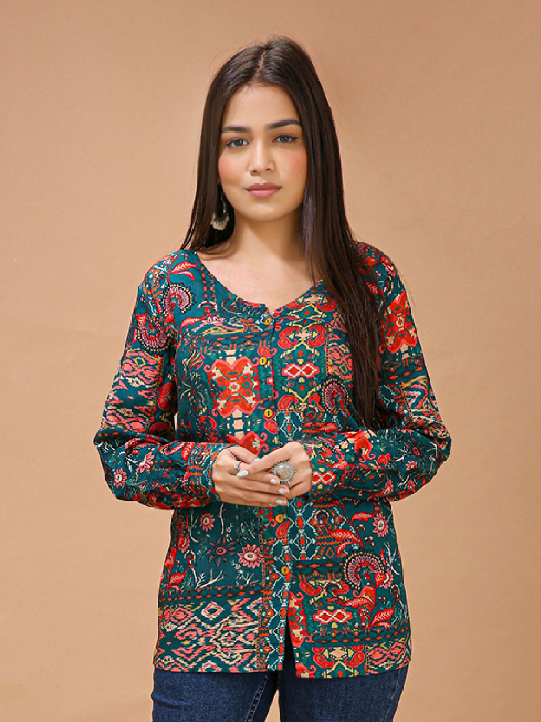 

MAIYEE Floral Printed V-Neck Cuffed Sleeves Shirt Style Top, Green