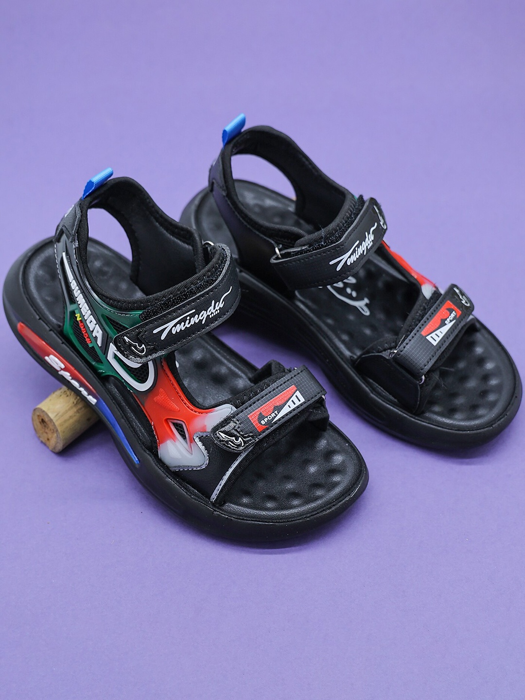 

BAESD Boys Printed Sports Sandals With Velcro Closure, Black