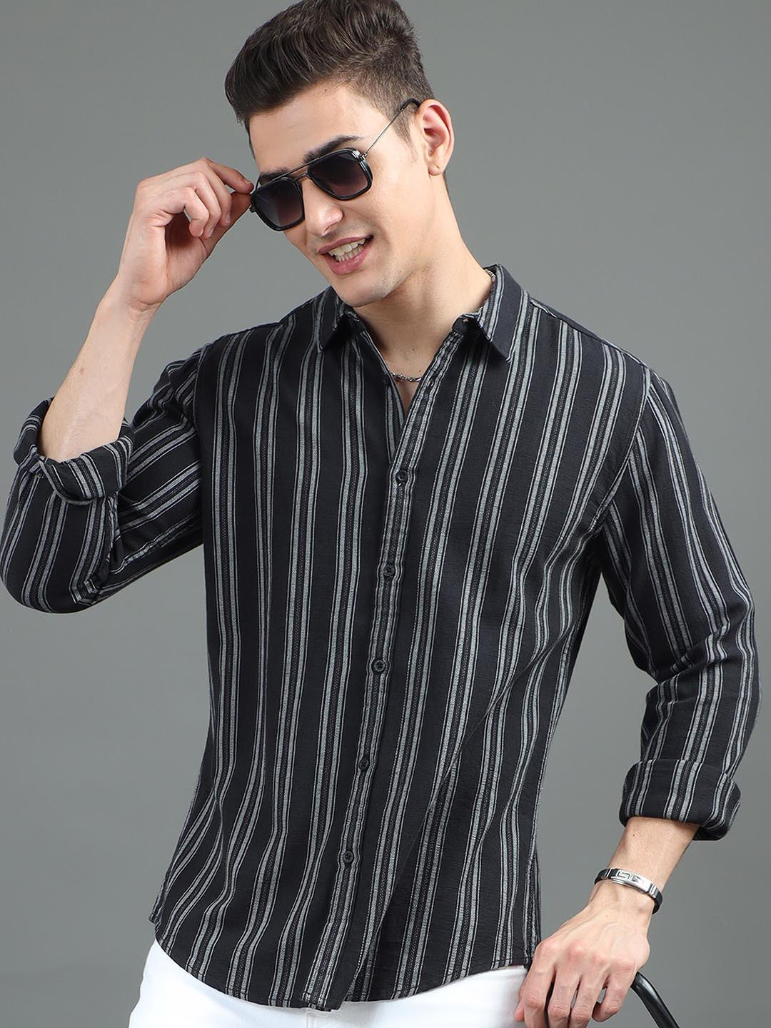 

HERE&NOW Black Slim Fit Vertical Striped Cotton Casual Shirt