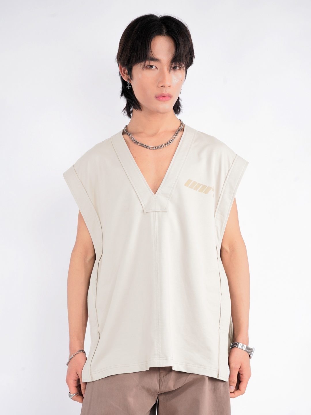 

UNRL V-Neck Sleeveless Pure Cotton Oversized T-shirt, Beige