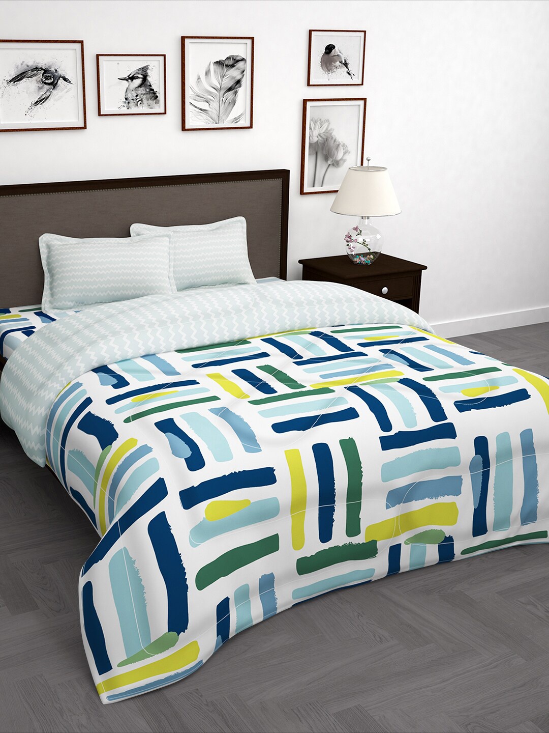 

Story@home Blue & White 4 Pieces Geometric Printed Microfiber Bedding Set