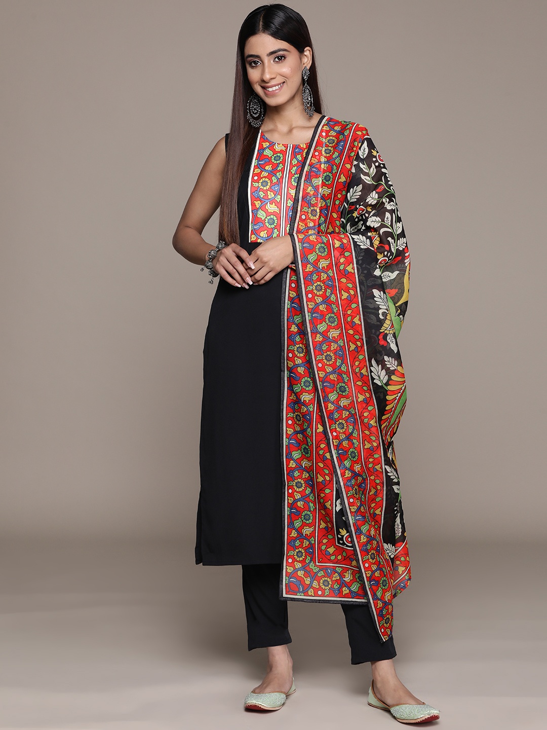 

ZIYAA Women Floral Yoke Design Regular Kurta with Trousers & With Dupatta, Black