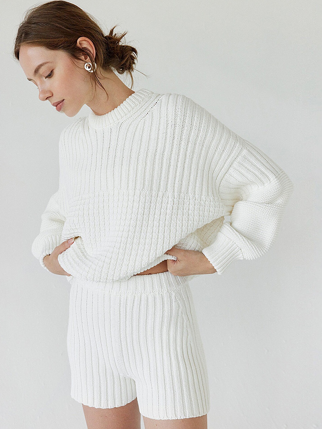 

LULU & SKY Ribbed Jumper With Shorts Co-Ords, White