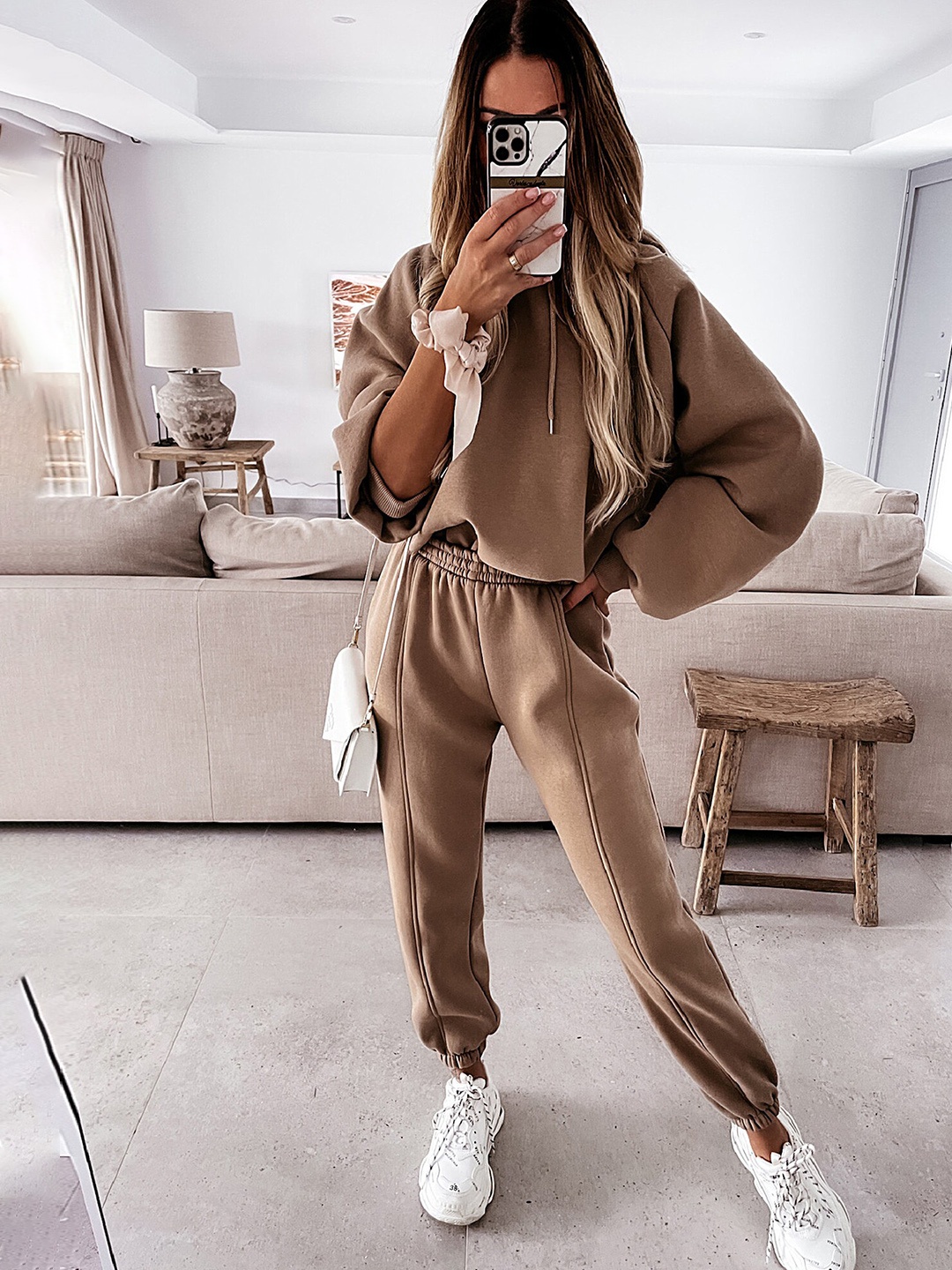 

LULU & SKY Hooded Sweatshirt With Joggers, Camel brown