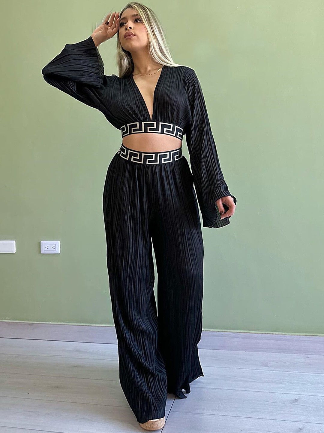 

LULU & SKY Self Design V-Neck Top With Trousers, Black