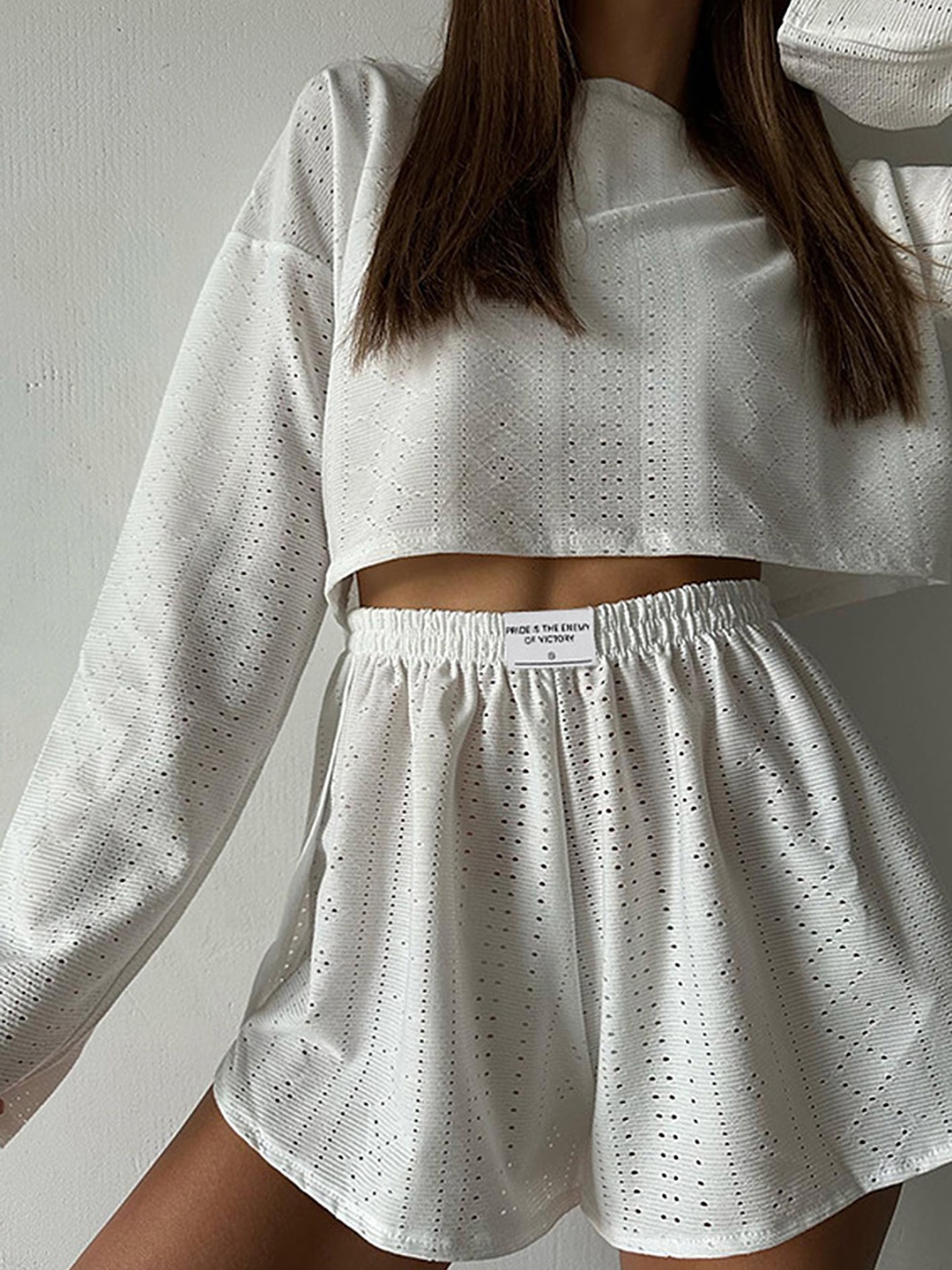 

LULU & SKY Self-Design Loose Fit Top & Slit Shorts, White