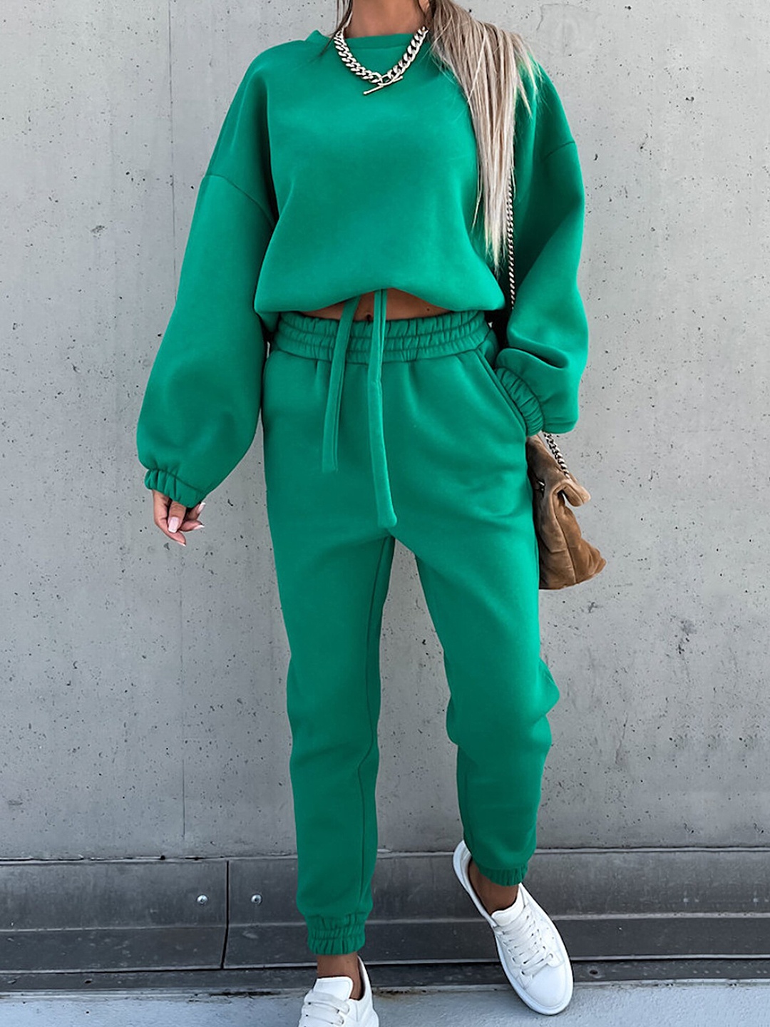 

LULU & SKY Drawstring Detail Sweatshirt & Joggers, Green