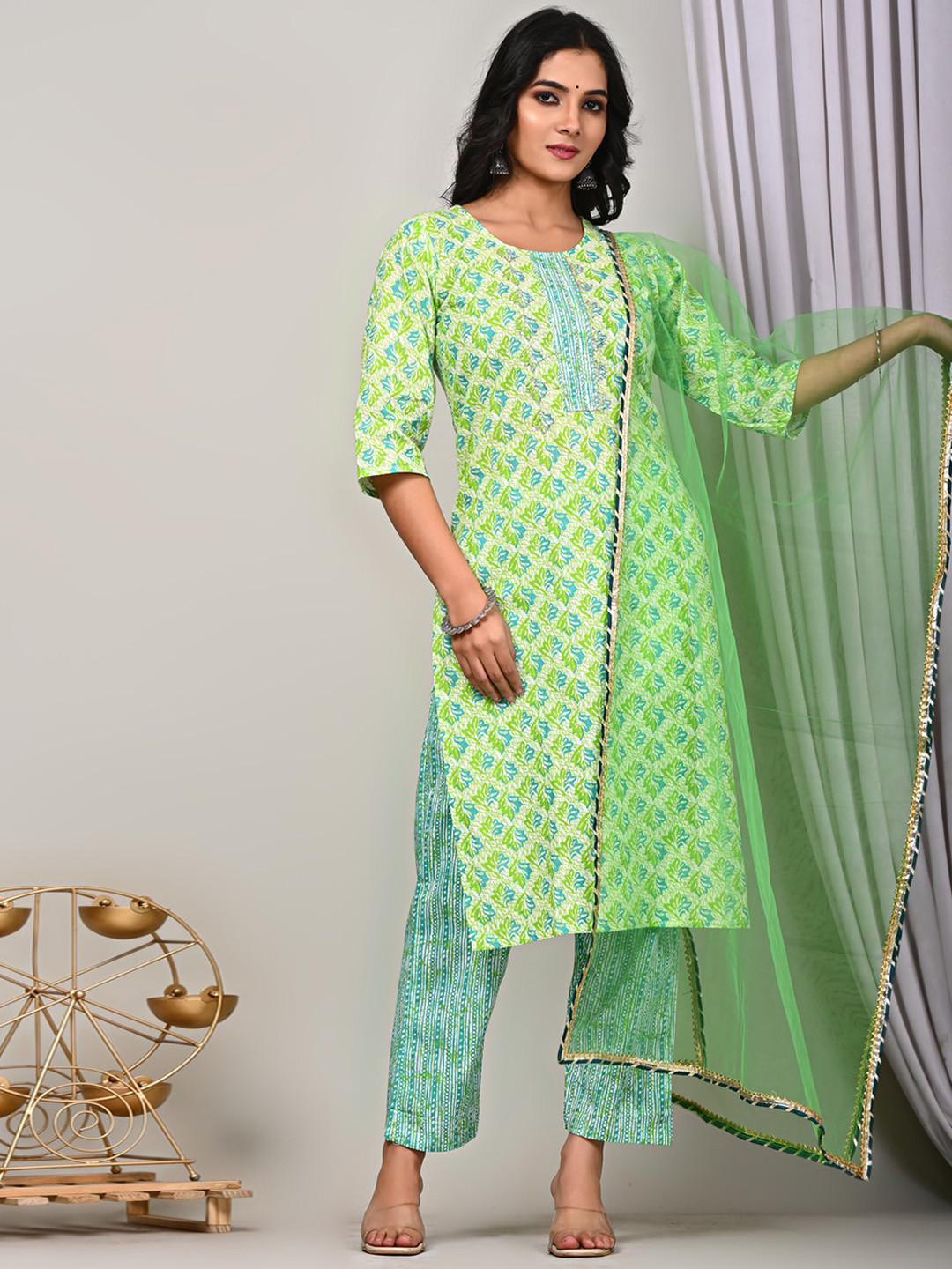 

Indi INSIDE Ethnic Motifs Regular Beads & Stones Pure Cotton Kurta with Trousers & Dupatta, Lime green