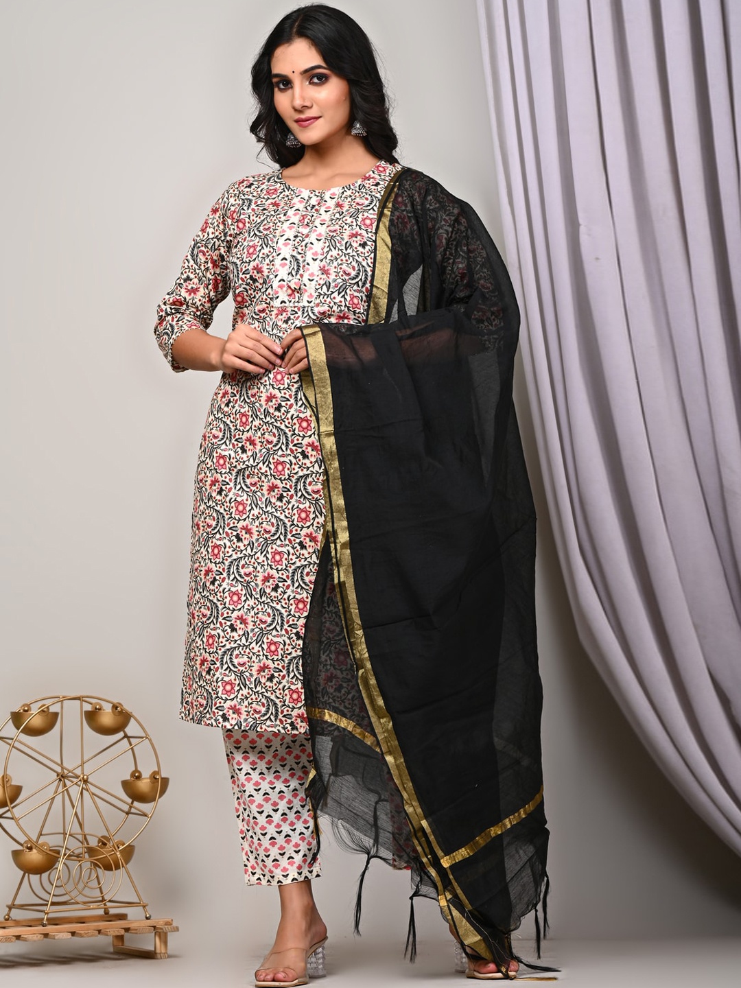 

Indi INSIDE Floral Printed Regular Pure Cotton Kurta with Trousers & Dupatta, Cream