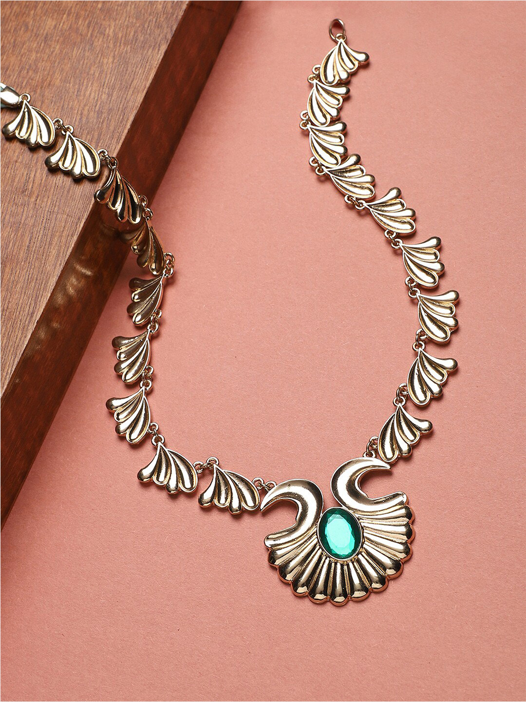 

Sangria Gold-Toned Gold-Plated Stone-Studded Necklace