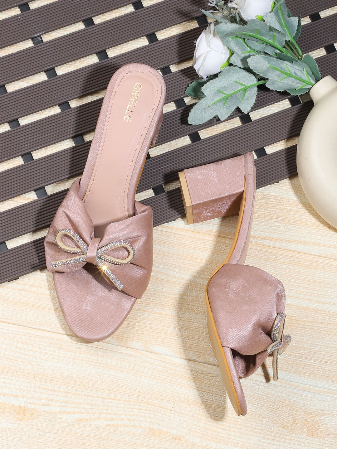 

Gibelle Party Embellished Block Heels With Bows, Peach