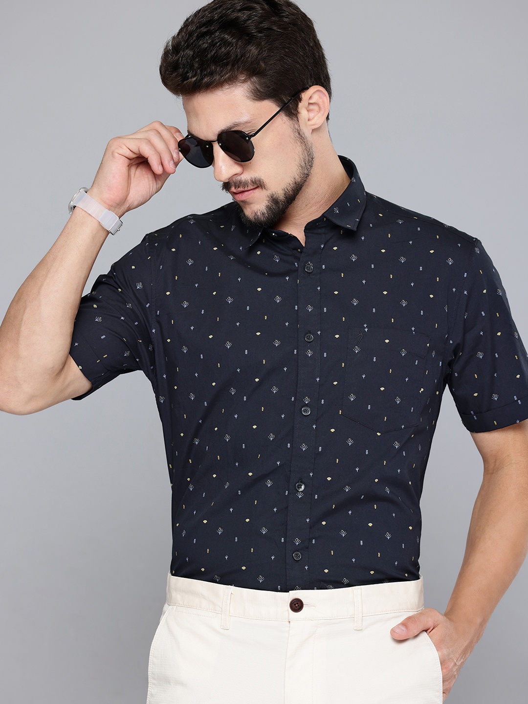 

Indian Terrain Slim Fit Printed Pure Cotton Shirt, Black