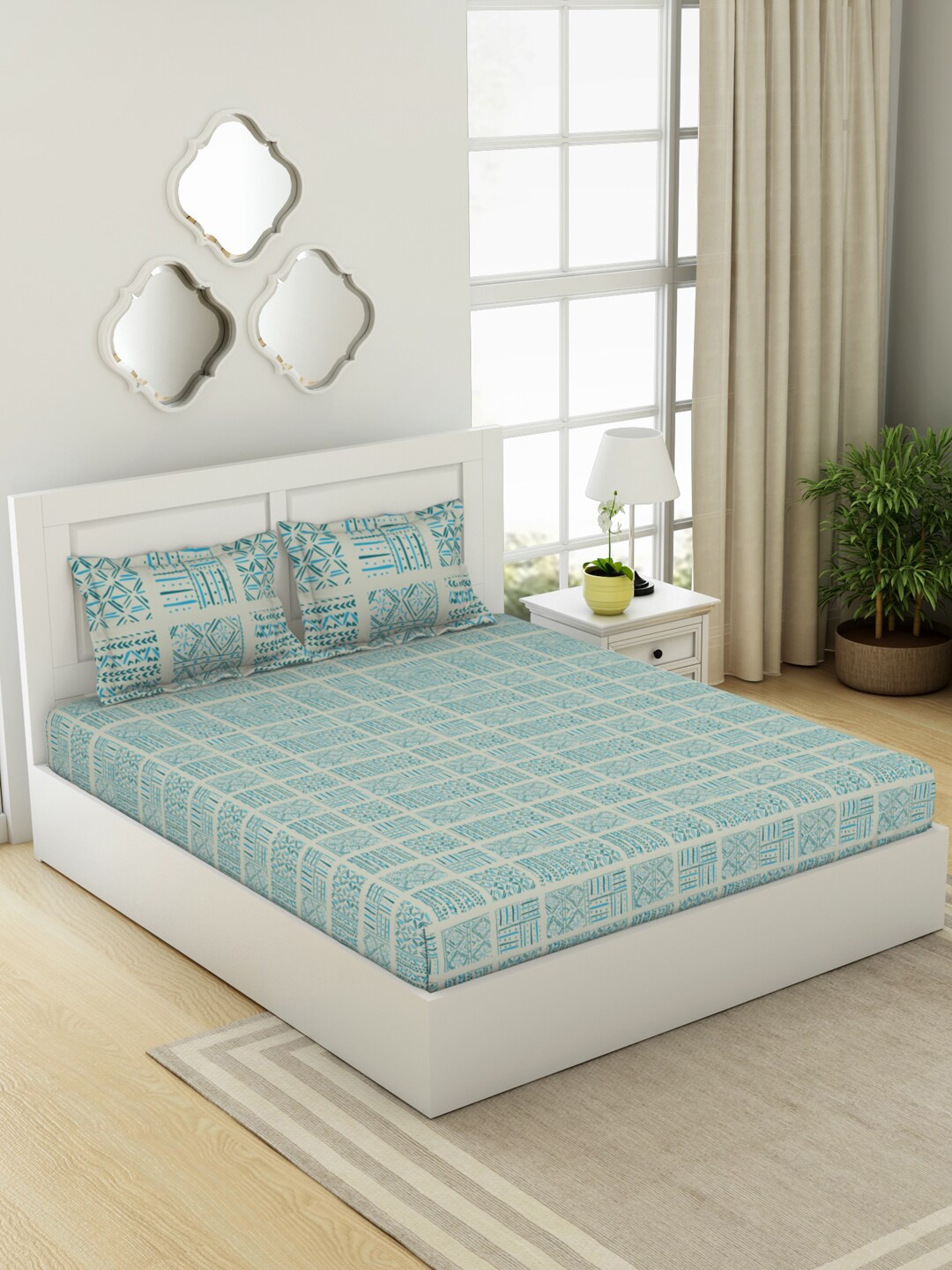 

SPACES Geospace Blue Geometric Pure Cotton 144 TC King Bedsheet With 2 Pillow Covers