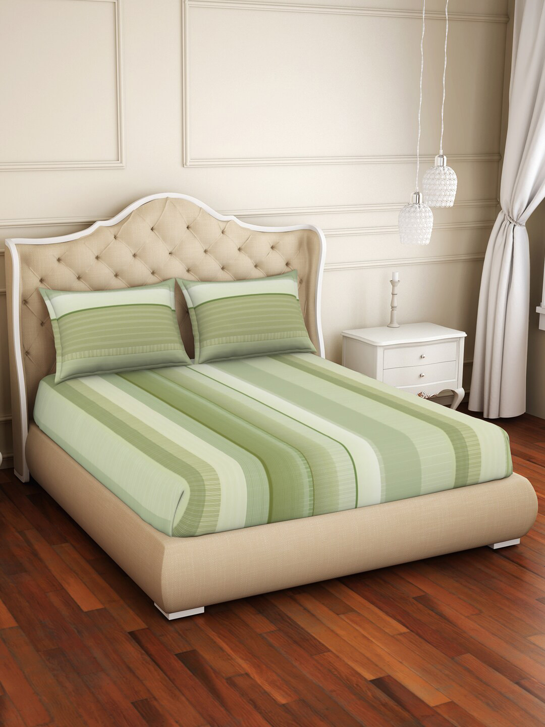 

SPACES Adonia Green Geometric Cotton 144 TC Anti Bacterial King Bedsheet & 2 Pillow Covers