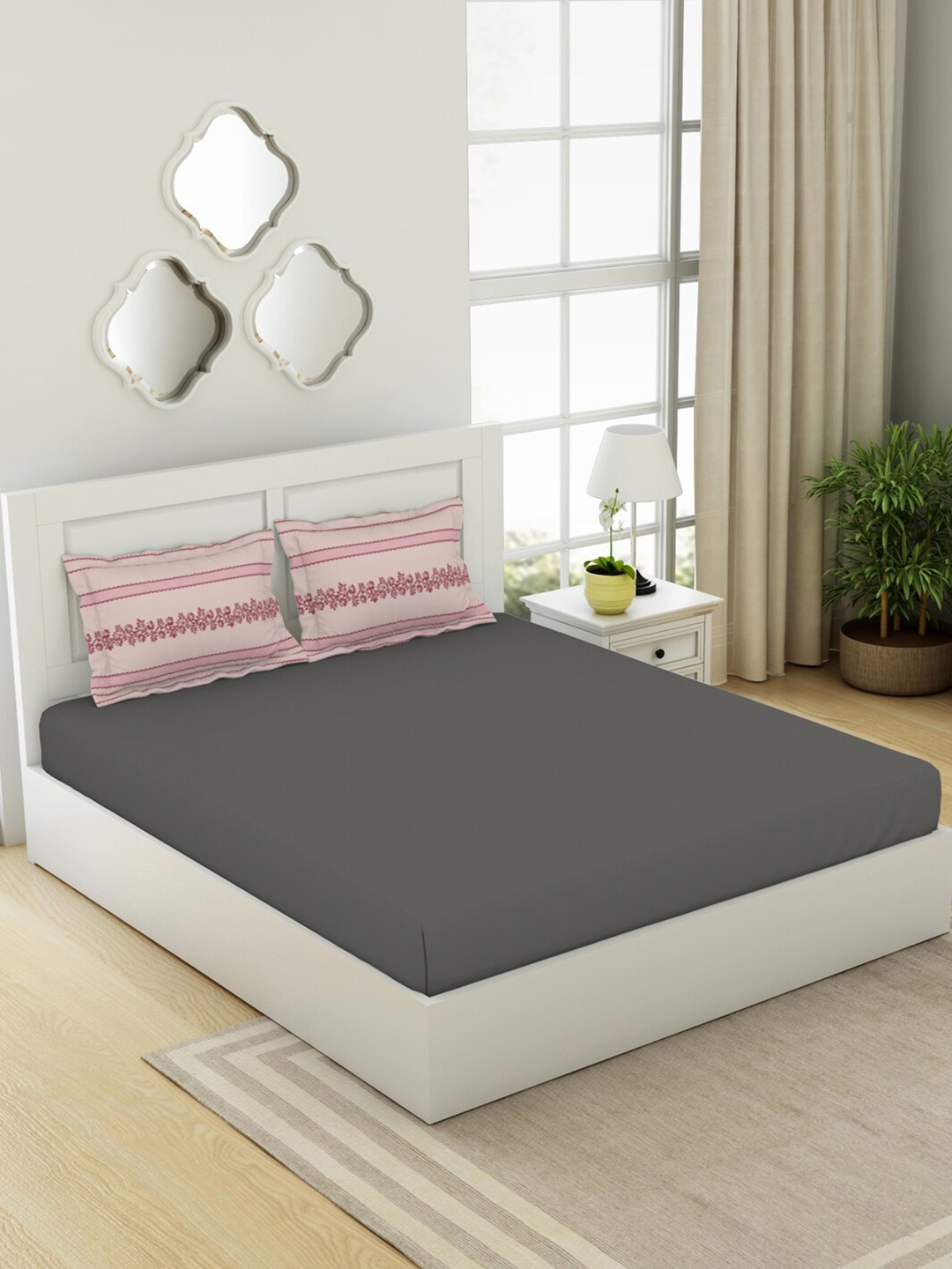 

SPACES Gypsy Grey Pure Cotton 144 TC King Bedsheet with 2 Pillow Covers