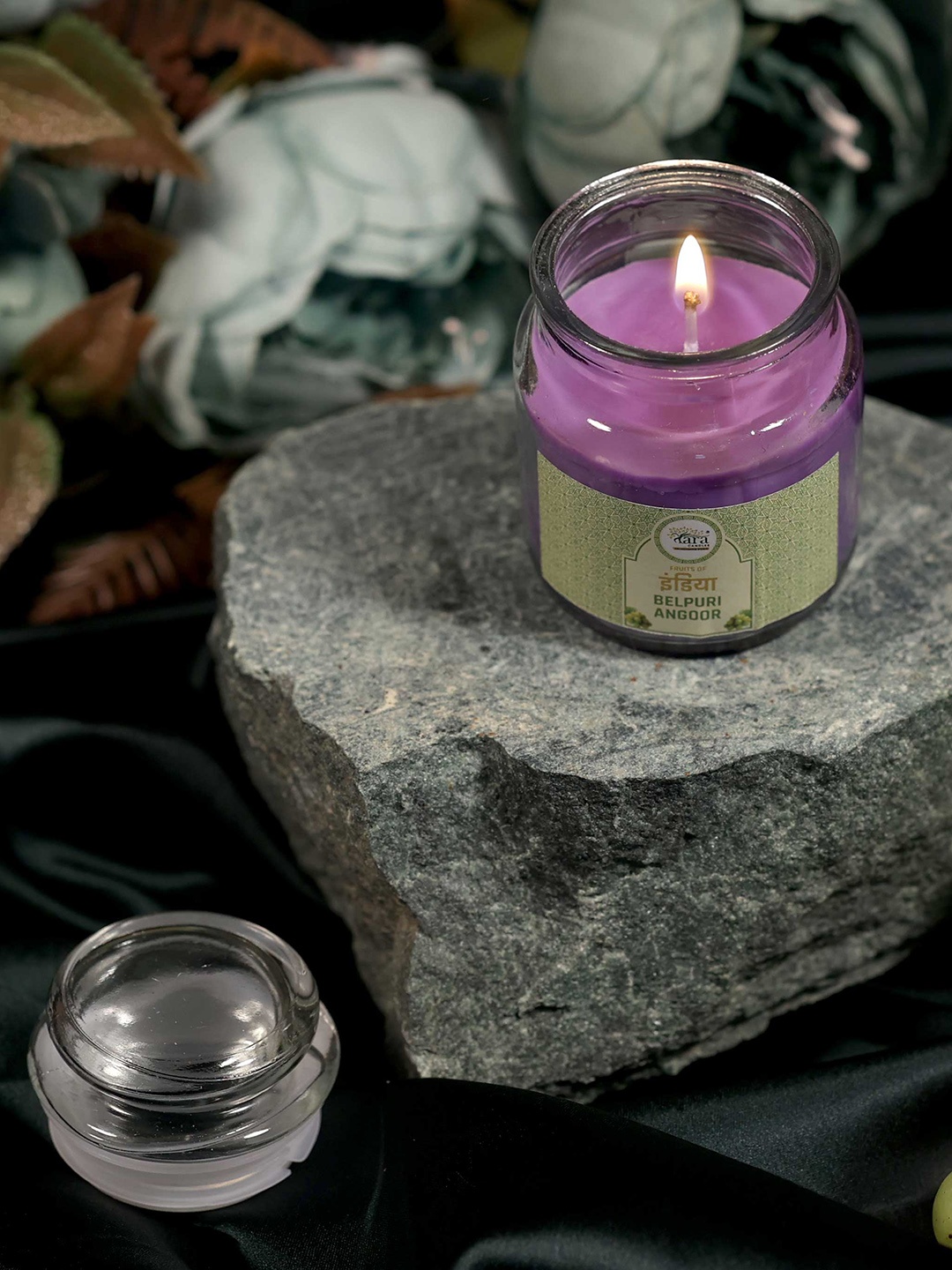 

Tara Enlightening World Belpuri Angoor Irish Glass Container Candle, Purple