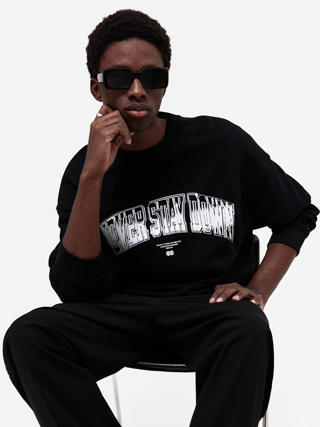 

H&M Relaxed Fit Printed Sweatshirt, Black