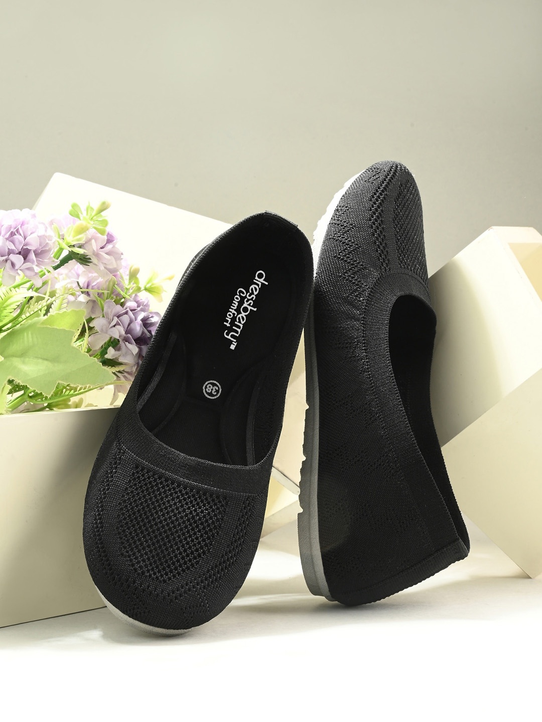 

DressBerry Black Textured Pointed Toe Mesh Ballerinas