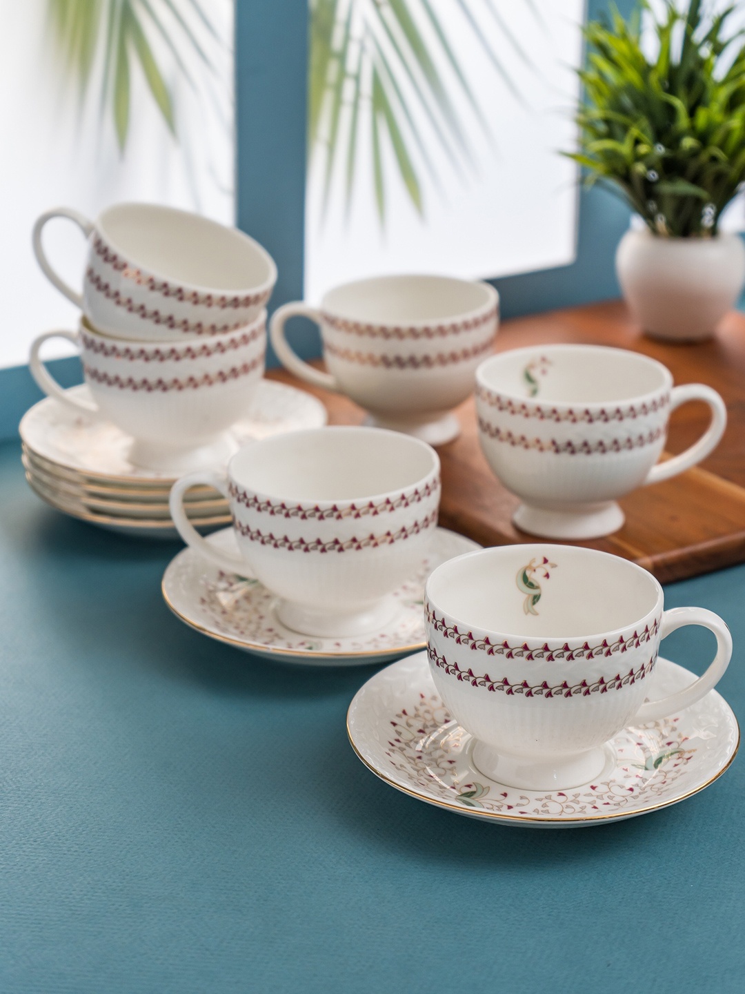 

CLAY CRAFT White & Pink 12 Pieces Printed Ceramic Glossy Cups and Saucers 180 ml