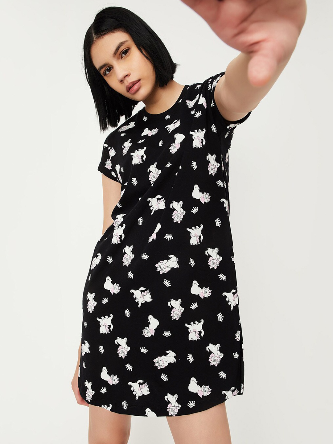 

max Conversational Printed Pure Cotton Nightdress, Black