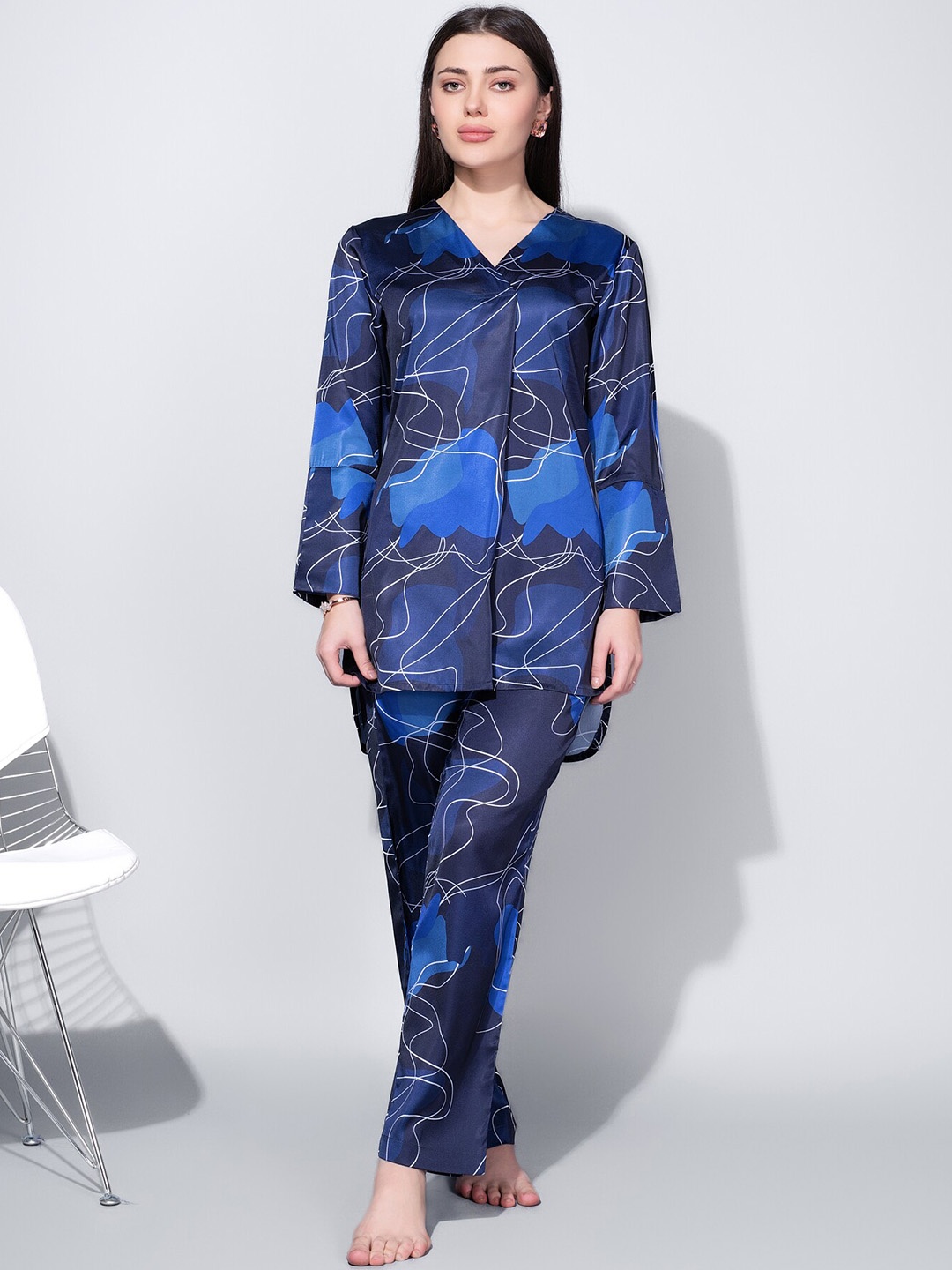 

Bannos Swagger Abstract Printed V-Neck Night Suit, Blue