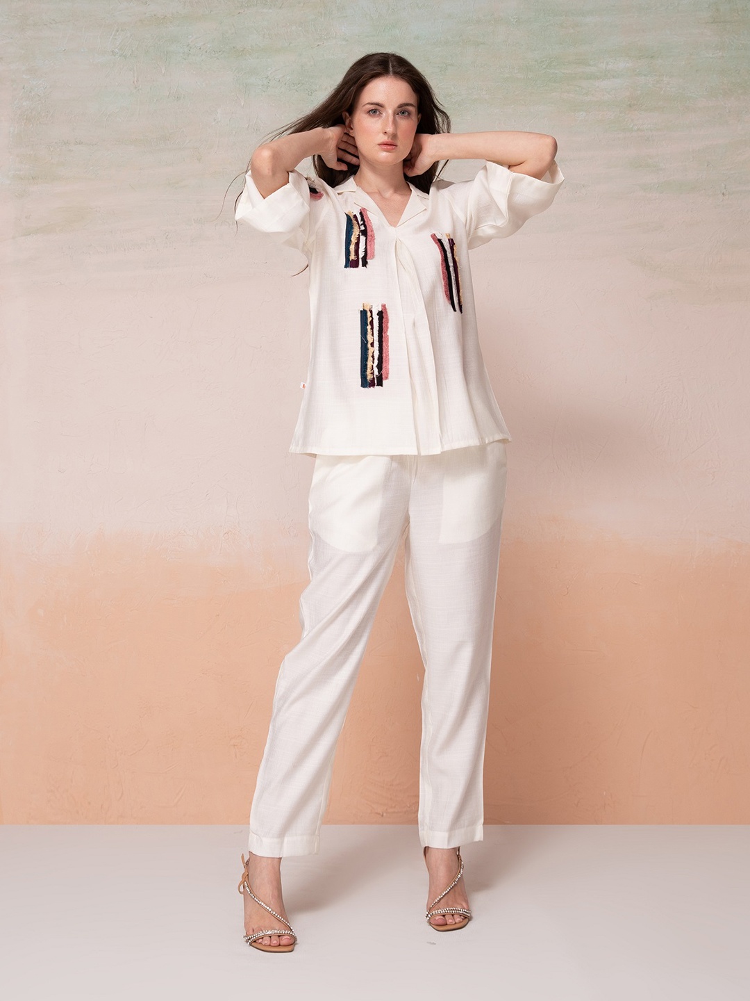 

Bannos Swagger Appliqued Top with Trousers, White