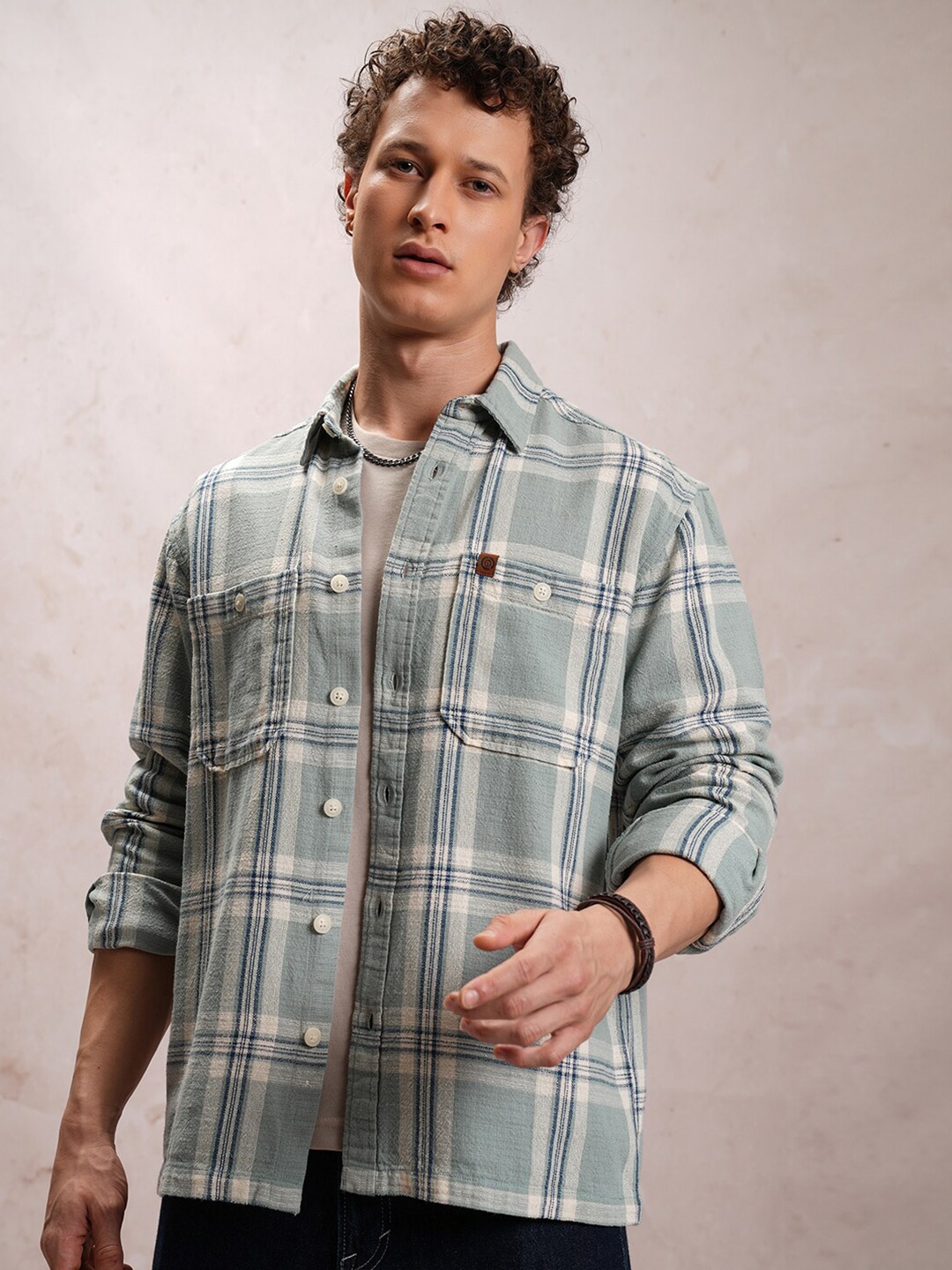 

LOCOMOTIVE Premium Fit Checked Dobby Textured Utility Pocket Oversized Cotton Shacket, Grey