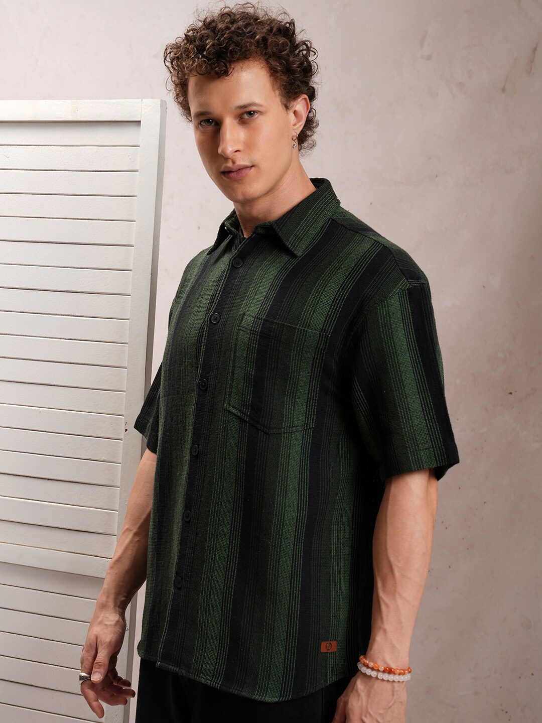 

LOCOMOTIVE Premium Fit Striped Dobby Textured Drop-Shoulder Sleeves Oversized Shirt, Green